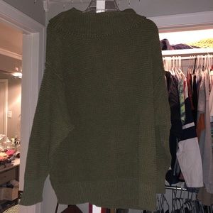 Free people huge sweater worn 2 times